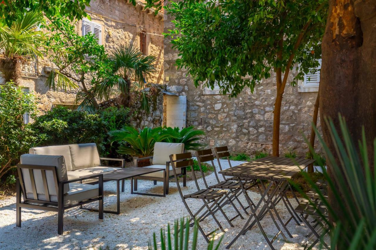 הוילה דוברובניק Old Town House With Floor Heating & Lush Private Garden מראה חיצוני תמונה